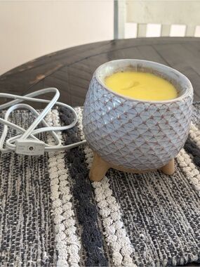 Scentsy Blue-Gray Textured Tripod Wax Warmer